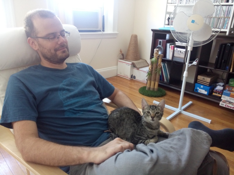 Tobi_schlaeft_Mando_wacht_800_600