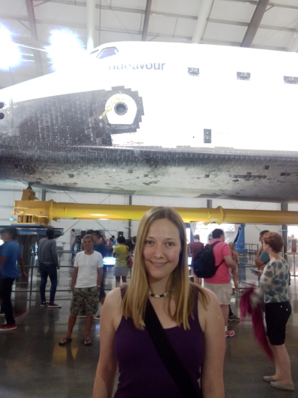 Spaceshuttle_Endeavour_und_Katja