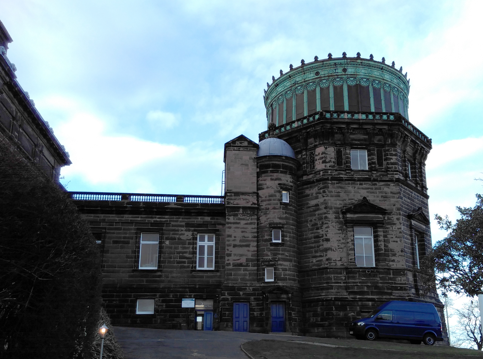 Edinburgh_RoyalObs_cropped