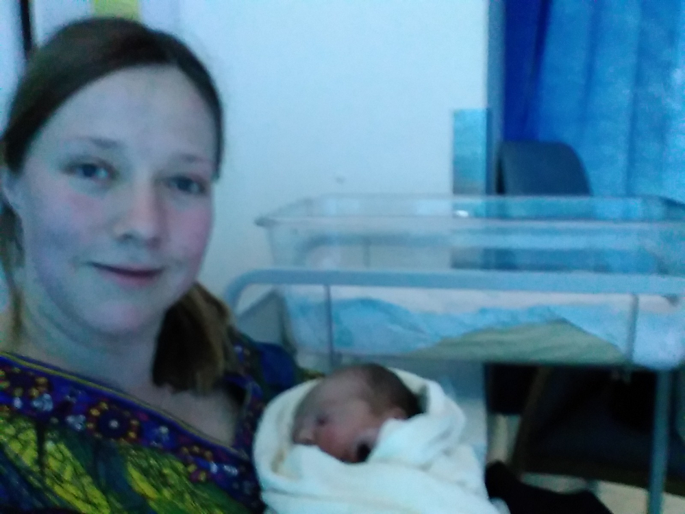 Day01_Katja_Kara_im_RoyalVictoriaHospital_resized